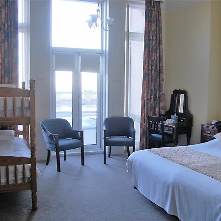Victoria Hotel